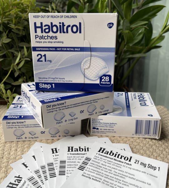 Miếng dán cai thuốc lá Habitrol 21mg Step 1-STEP 1 Habitrol Transdermal Nicotine Patch