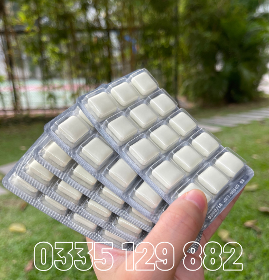 Kẹo gum cai thuốc Nicorette gum 4mg chính hãng (5 vỉ lẻ 75 viên)
